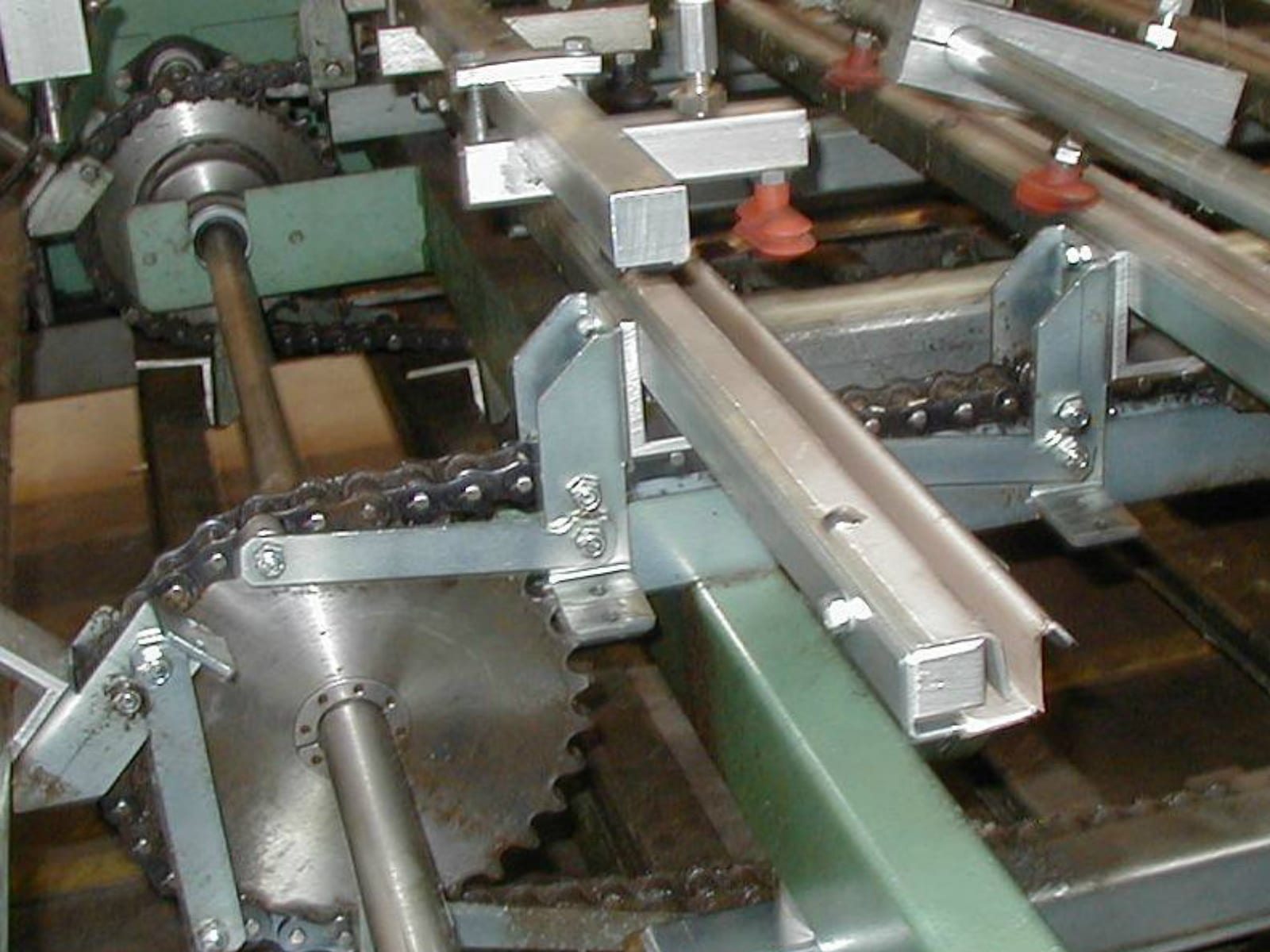 Food equipment before and after dry-ice blasting